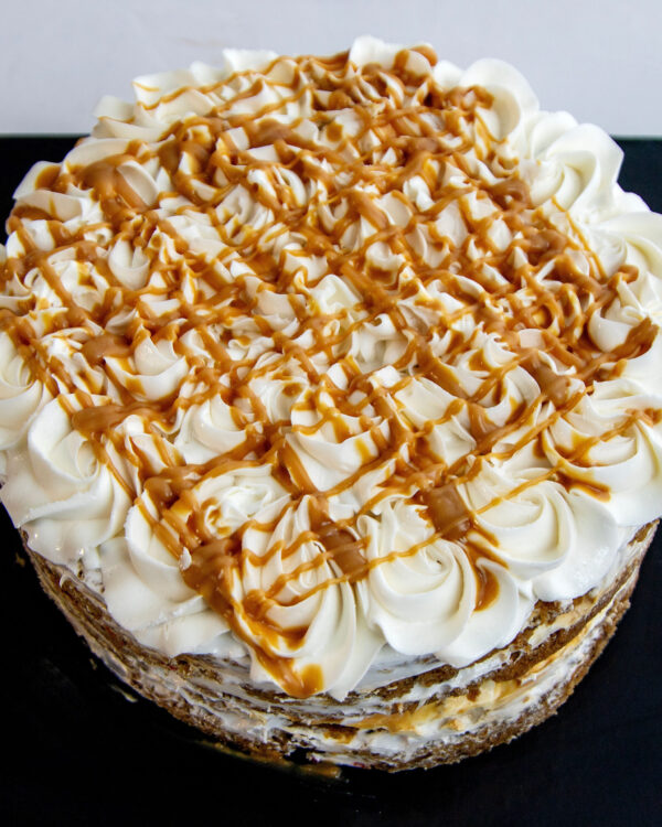 Carrot Cake (whole)